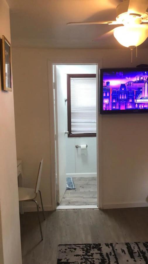 Cozy Room With Private Bathroom New York Exterior foto